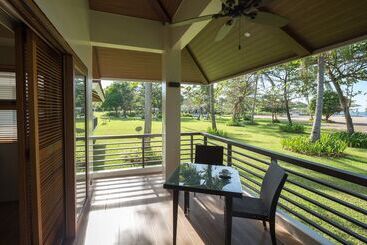 Solina Beach & Nature Resort