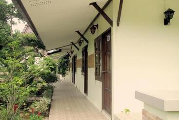 Suanlamyai Resort