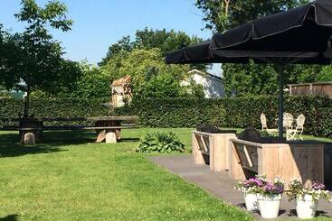 هتل De Slaapfabriek Vakantiehuis En Trainingslocatie