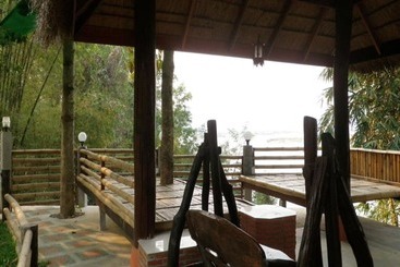 هتل Rim Nam Kong Homestay & Campsite