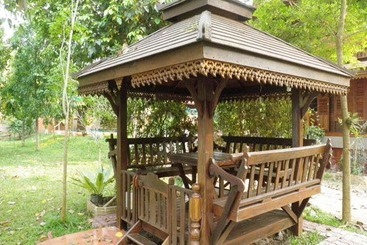 هتل Rim Nam Kong Homestay & Campsite