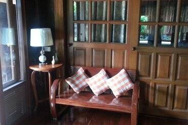 هتل Rim Nam Kong Homestay & Campsite
