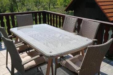 پانسیون Guesthouse Zafran