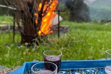 پانسیون Lermont Guest House