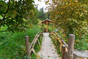 پانسیون Lermont Guest House