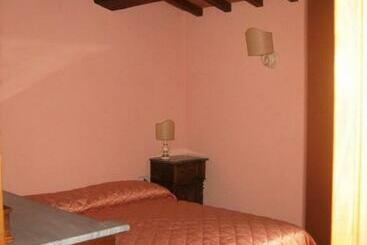 هتل Agriturismo Casa Belvedere