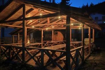 پانسیون Complex Transalpina Lac
