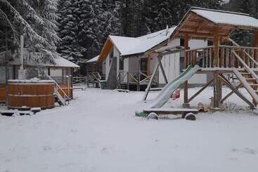 پانسیون Complex Transalpina Lac