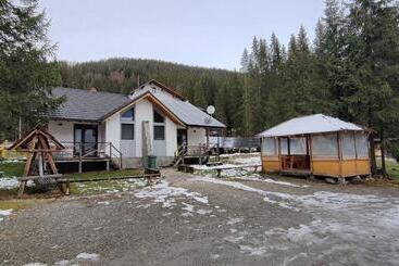 پانسیون Complex Transalpina Lac