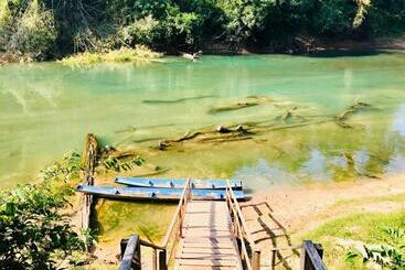 پانسیون Springriver Resort