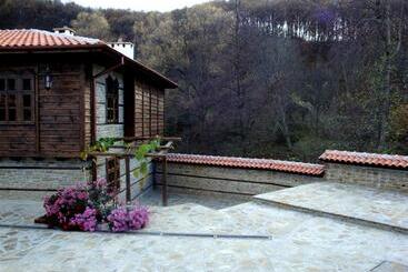 פנסיון Voevodski Eco Complex