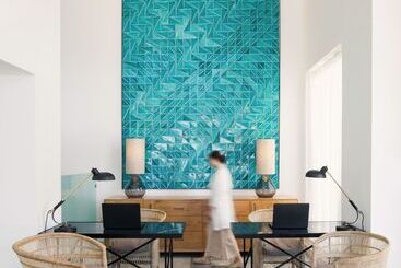 استراحتگاه Phāea Blue