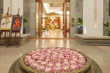 Borei Angkor Resort & Spa