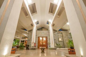 Borei Angkor Resort & Spa
