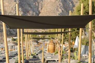 هتل Afroditi Venus Beach Resort