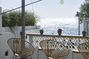 هتل Afroditi Venus Beach Resort