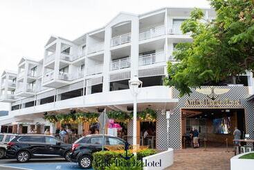 هتل Airlie Beach