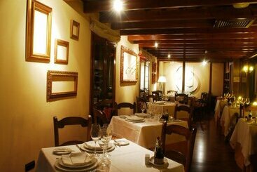 هتل ALEGRIA Bodega Real