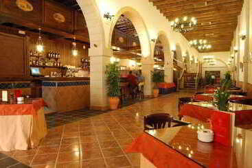 هتل ALEGRIA Bodega Real