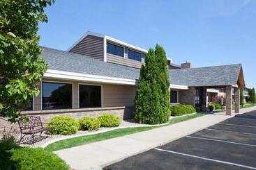 هتل Americinn By Wyndham Bismarck