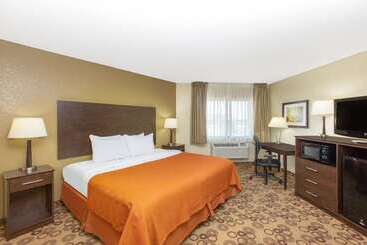 هتل Spark By Hilton Cedar Falls
