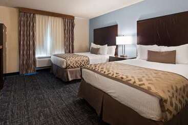 هتل Best Western Plus Flint Airport Inn & Suites