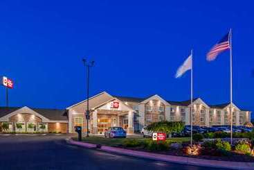 هتل Best Western Plus Flint Airport Inn & Suites
