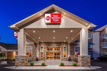 هتل Best Western Plus Flint Airport Inn & Suites