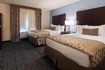 هتل Best Western Plus Flint Airport Inn & Suites