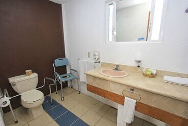 هتل Best Western Posada Chahue