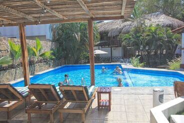 هتل Best Western Posada Chahue