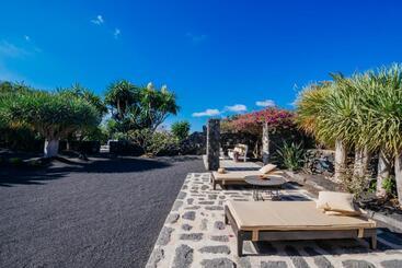 Caserio De Mozaga   Hotel Rural