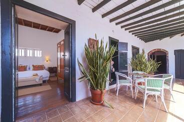Caserio De Mozaga   Hotel Rural