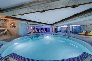 هتل Daniya Denia Spa & Business 4