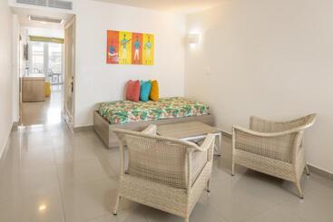 هتل Decameron Maryland All Inclusive