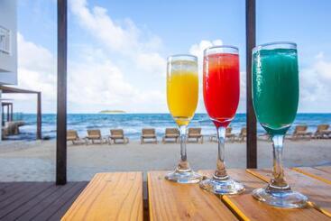 هتل Decameron Maryland All Inclusive