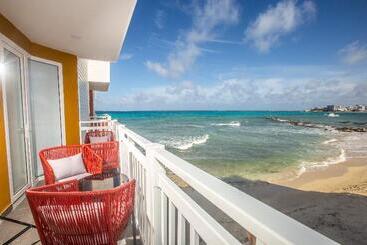 هتل Decameron Maryland All Inclusive