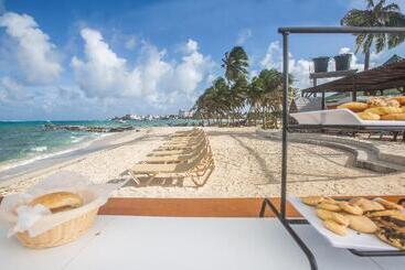 هتل Decameron Maryland All Inclusive
