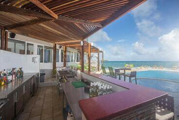 هتل Decameron Maryland All Inclusive