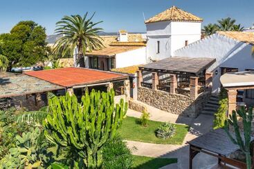 El Cortijo De Zahara By Qhotels