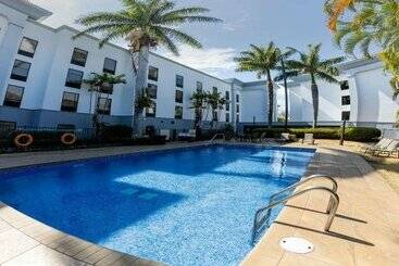 هتل Hampton By Hilton San Jose Airport