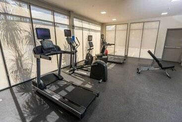 هتل Hampton By Hilton San Jose Airport