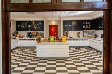 هتل Hampton By Hilton San Jose Airport