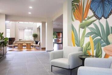 هتل Hampton By Hilton San Jose Airport