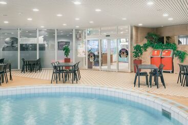هتل Holiday Club Turun Caribia