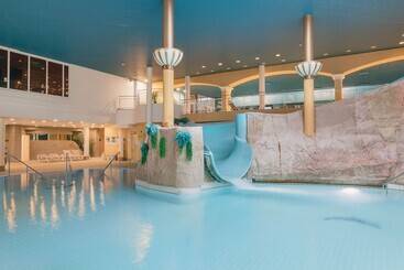 هتل Holiday Club Turun Caribia