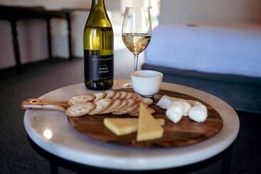 هتل Hunter Valley Resort, Hunter Farm Adventure Centre & 4 Pines At The Farm