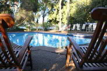 هتل Hunter Valley Resort, Hunter Farm Adventure Centre & 4 Pines At The Farm