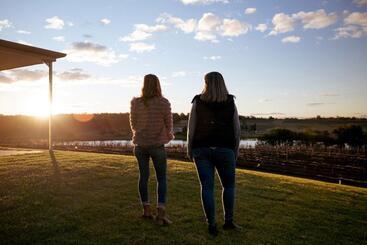 هتل Hunter Valley Resort, Hunter Farm Adventure Centre & 4 Pines At The Farm