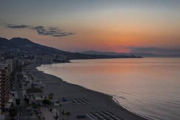 هتل Ilunion Fuengirola